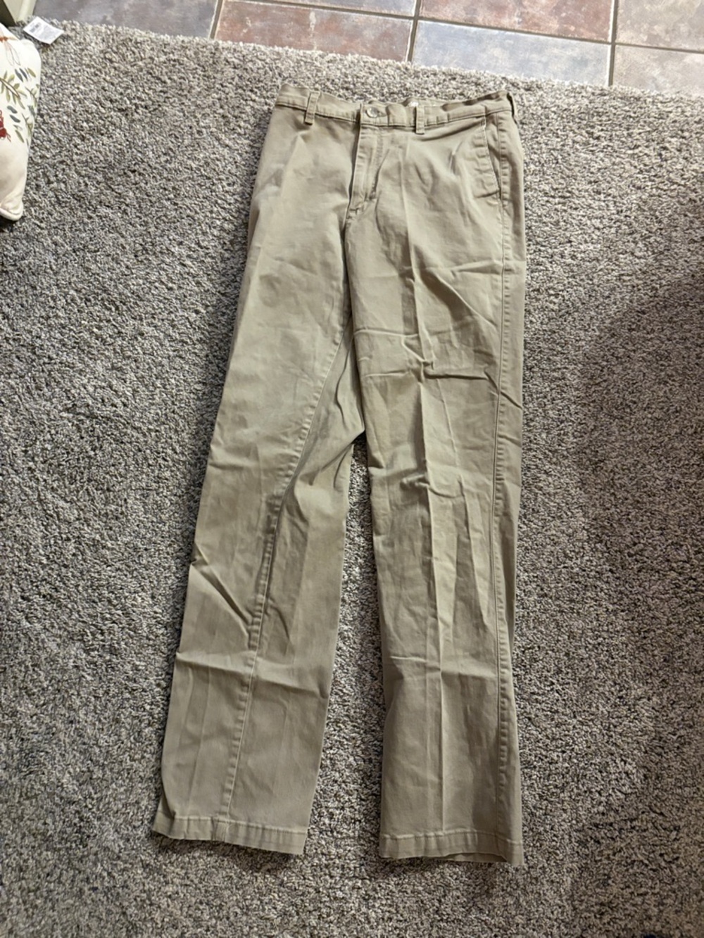 Wrangler Men's Khaki Straight-Leg Chinos